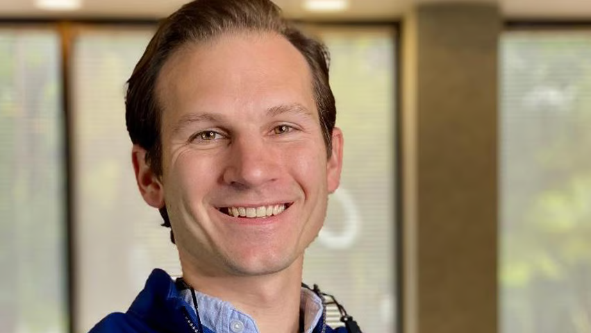 Dr. Chris Constantine