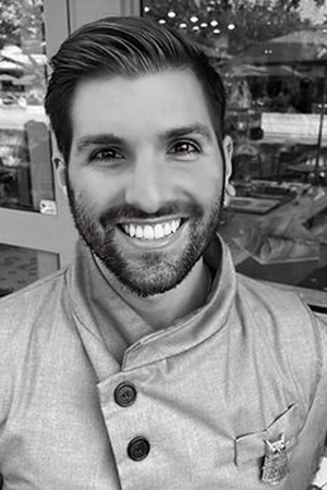 Sal DaiZovi, Graphic Designer